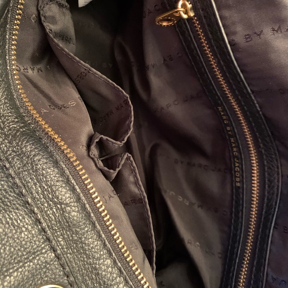 Marc by Marc Jacobs black purse, authentic. - Picture 5 of 6